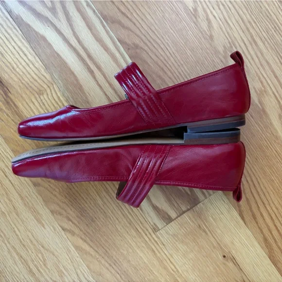 Dolce Vita Arora Mary Jane Ballet Flats with Buckle - Picture 5 of 8